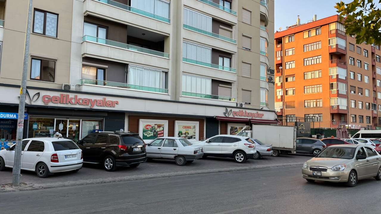 Konya’da market raflarında büyük indirim başladı 3